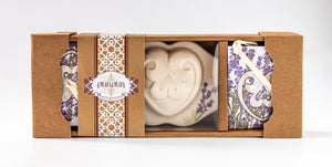 Open image in slideshow, Soap Heart in Ceramic Holder + 4 refill bags Lavender
